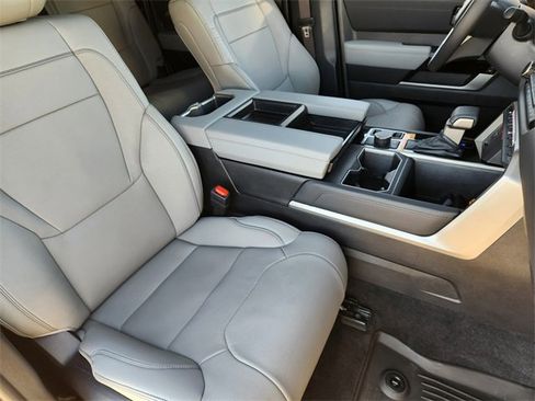 Used 2026 Toyota Tundra Limited image 10