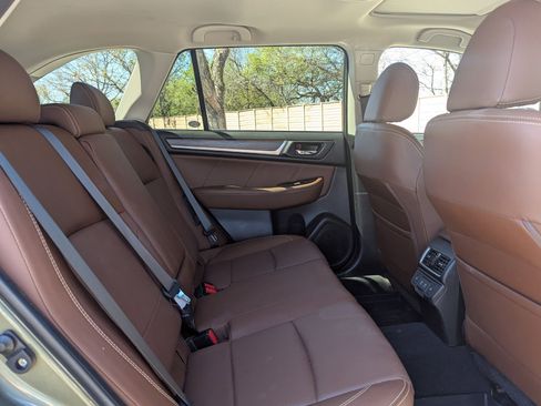 Used 2019 Subaru Outback 2.5i Touring w/ Popular Package #3A image 18