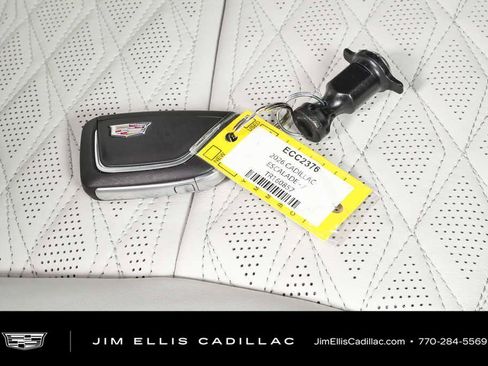 Certified 2026 Cadillac Escalade Platinum Sport w/ LPO, ONYX Package AWD/4WD image 41