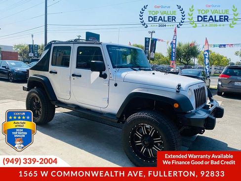 Used 2013 Jeep Wrangler Unlimited Sport image 15