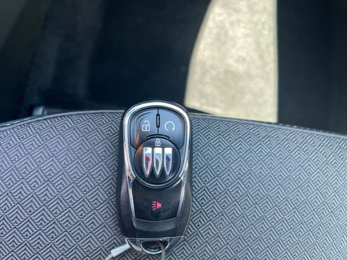Used 2025 Buick Encore GX Preferred FWD image 23
