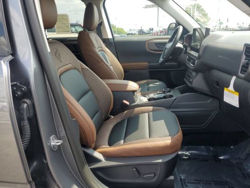 New 2026 Ford Bronco Sport Outer Banks w/ Outer Banks Tech Package+ AWD/4WD image 15