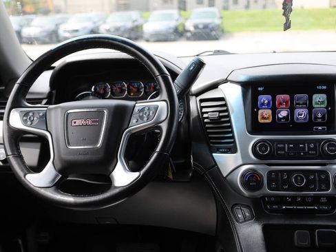 Used 2019 GMC Yukon SLT AWD/4WD image 24