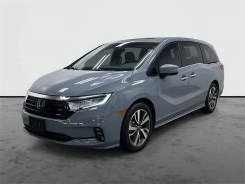 Used 2023 Honda Odyssey Touring image 1