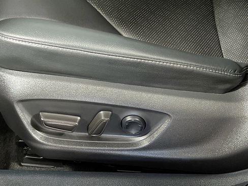 Used 2022 Toyota Camry XSE image 15