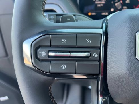 New 2026 GMC Yukon AT4 w/ AT4 Premium Package AWD/4WD image 15