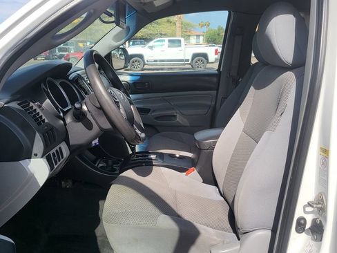 Used 2015 Toyota Tacoma 2WD Access Cab image 28