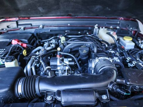 Used 2021 Jeep Wrangler Unlimited Sport image 33