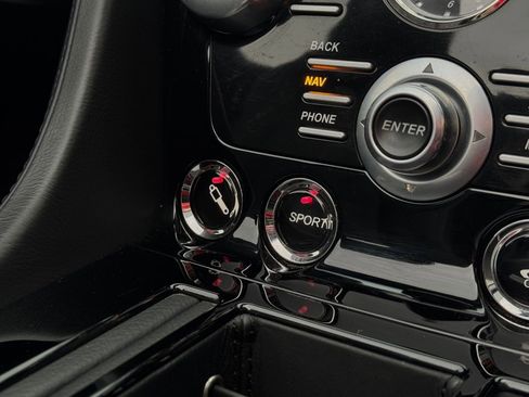 Used 2012 Aston Martin DBS Volante image 63