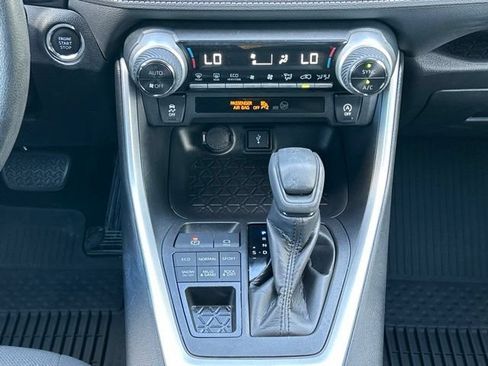 Used 2020 Toyota RAV4 XLE w/ Convenience Package AWD/4WD image 51