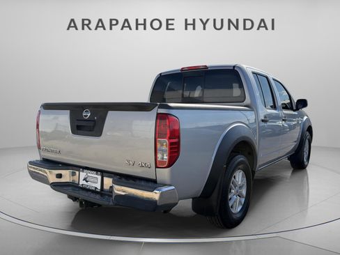 Used 2019 Nissan Frontier SV AWD/4WD image 5