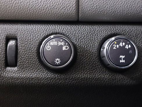 Used 2018 Chevrolet Colorado W/T w/ WT Convenience Package image 10