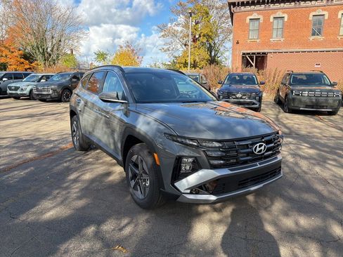 New 2026 Hyundai Tucson SEL image 1