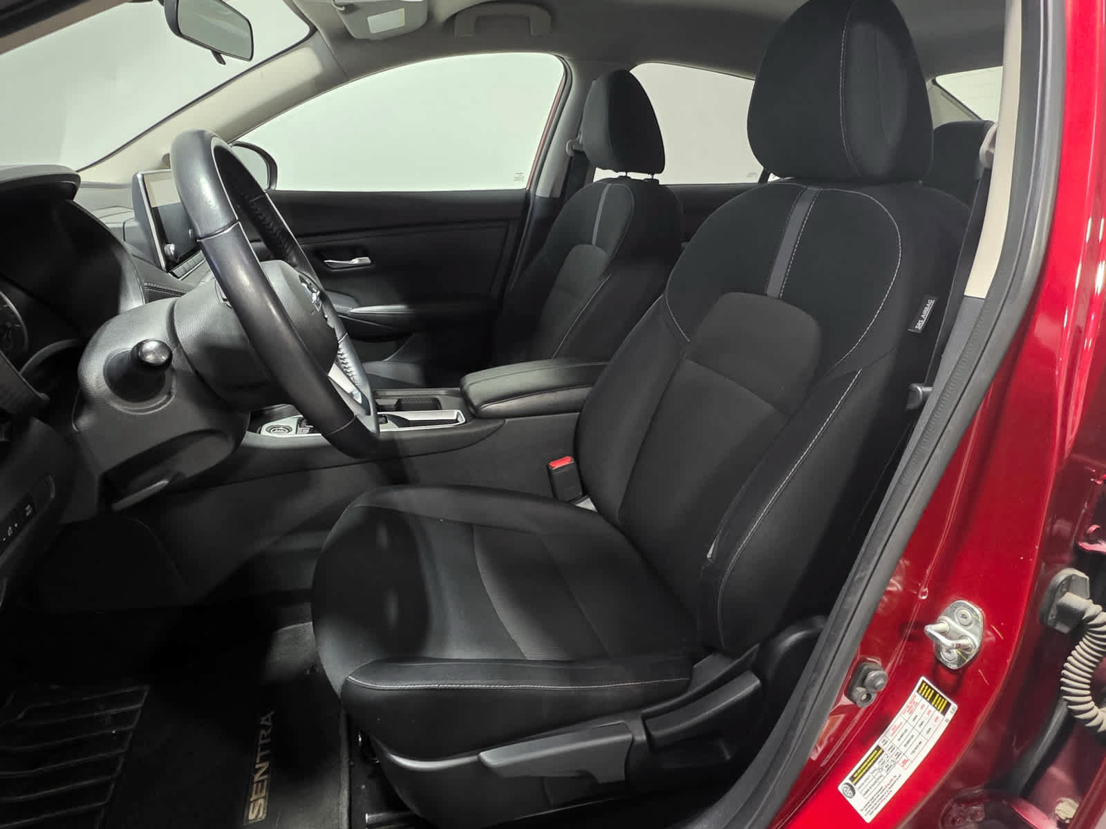 Used 2020 Nissan Sentra SV FWD image 14