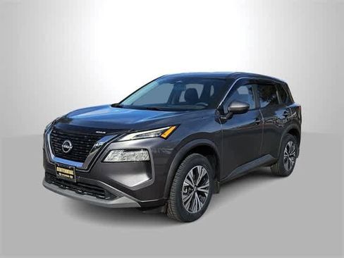 Used 2022 Nissan Rogue SV image 4