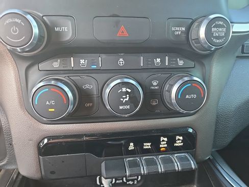 Used 2020 RAM 1500 Laramie w/ Sport Appearance Package AWD/4WD image 3