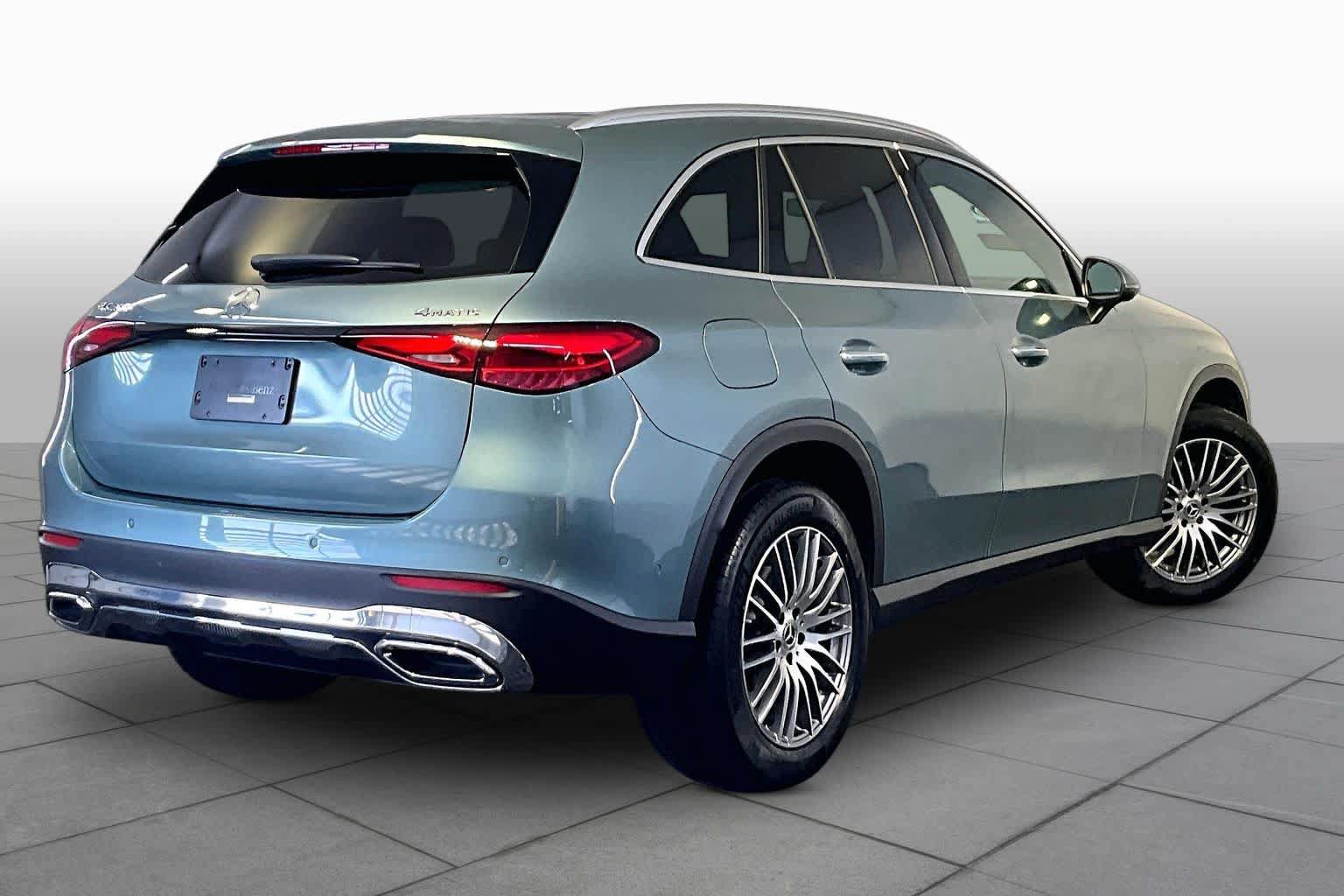 Used 2026 Mercedes-Benz GLC 300 4MATIC image 13