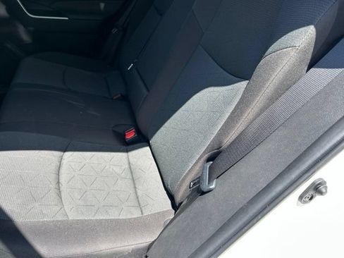 Used 2025 Toyota RAV4 XLE AWD/4WD image 10