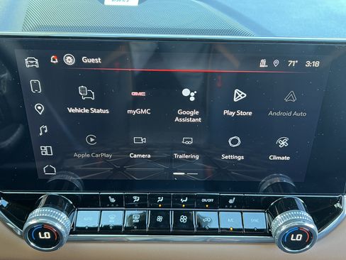 New 2026 GMC Canyon AT4 w/ Technology Plus Package AWD/4WD image 12