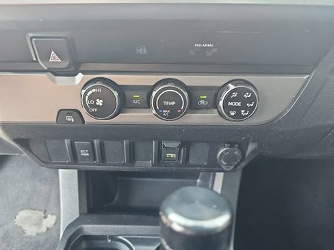 Used 2023 Toyota Tacoma SR5 RWD image 28