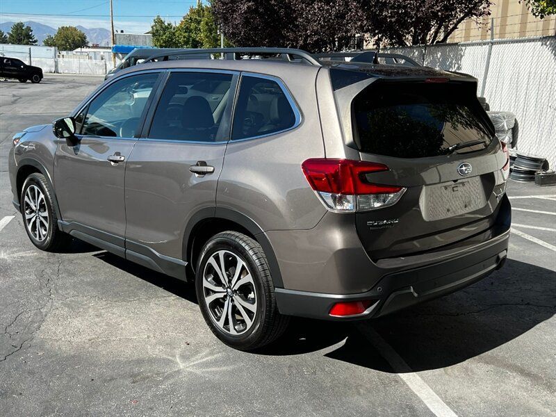 Used 2024 Subaru Forester Limited AWD/4WD image 5