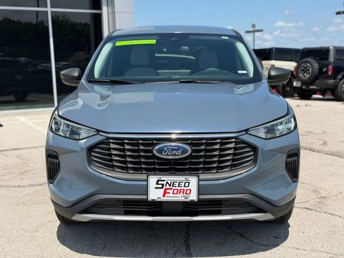 Used 2024 Ford Escape Active w/ Tech Pack #1 AWD/4WD image 2