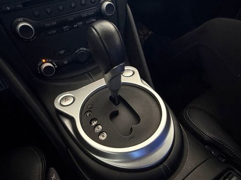 Used 2014 Nissan 370Z Touring w/ Sport Package RWD image 29