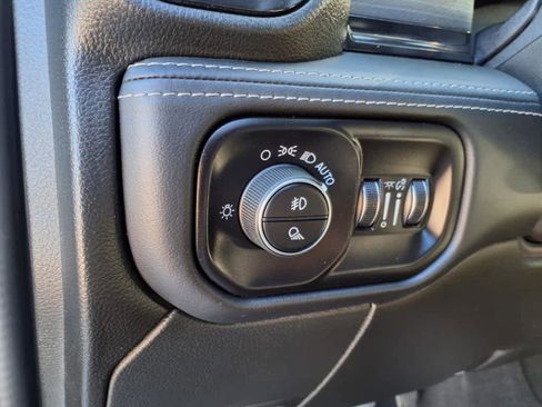 Used 2024 RAM 3500 Limited image 7