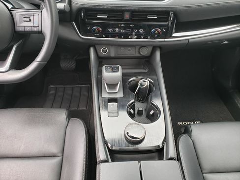 Certified 2023 Nissan Rogue SL w/ SL Premium Package image 21