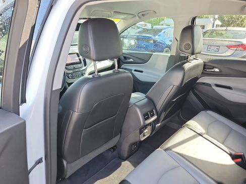 Used 2020 Chevrolet Equinox Premier image 17