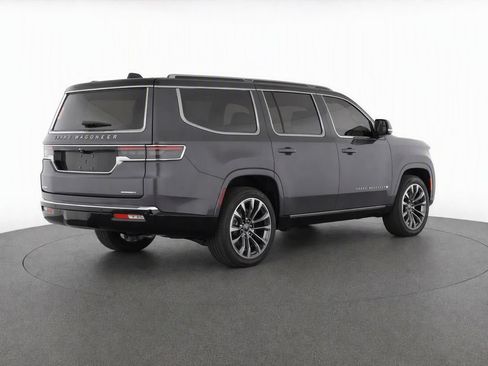 Used 2022 Jeep Grand Wagoneer Series II w/ Premium Group II AWD/4WD image 4