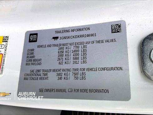 Used 2024 Chevrolet Suburban LT image 31