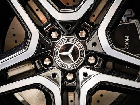 New 2026 Mercedes-Benz GLS 450 4MATIC image 8