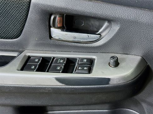 Used 2017 Subaru Crosstrek 2.0i Premium image 20