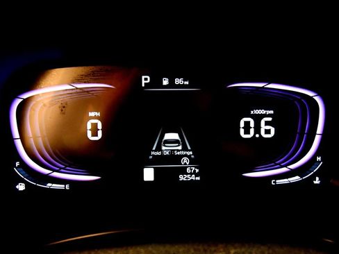 Certified 2025 Kia Soul LX w/ LX Technology Package FWD image 21