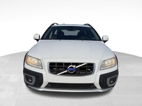 Used 2010 Volvo XC70 3.2 image 8
