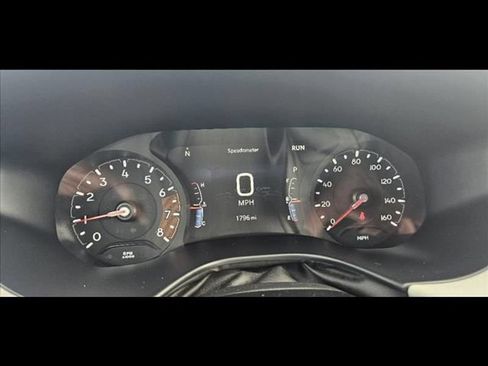 Used 2025 Jeep Compass Limited AWD/4WD image 17