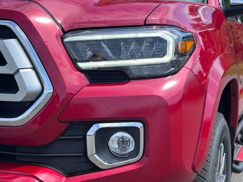 Used 2023 Toyota Tacoma Limited AWD/4WD image 10