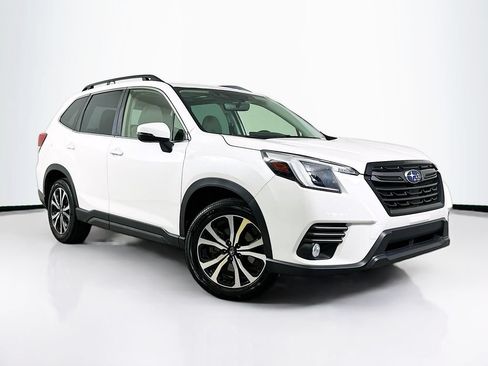 Used 2023 Subaru Forester Limited AWD/4WD image 2