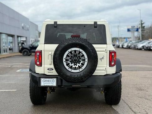 New 2026 Ford Bronco Outer Banks image 7