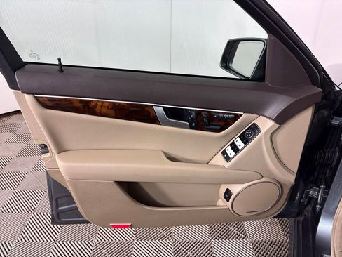 Used 2012 Mercedes-Benz C 300 4MATIC Sedan image 22