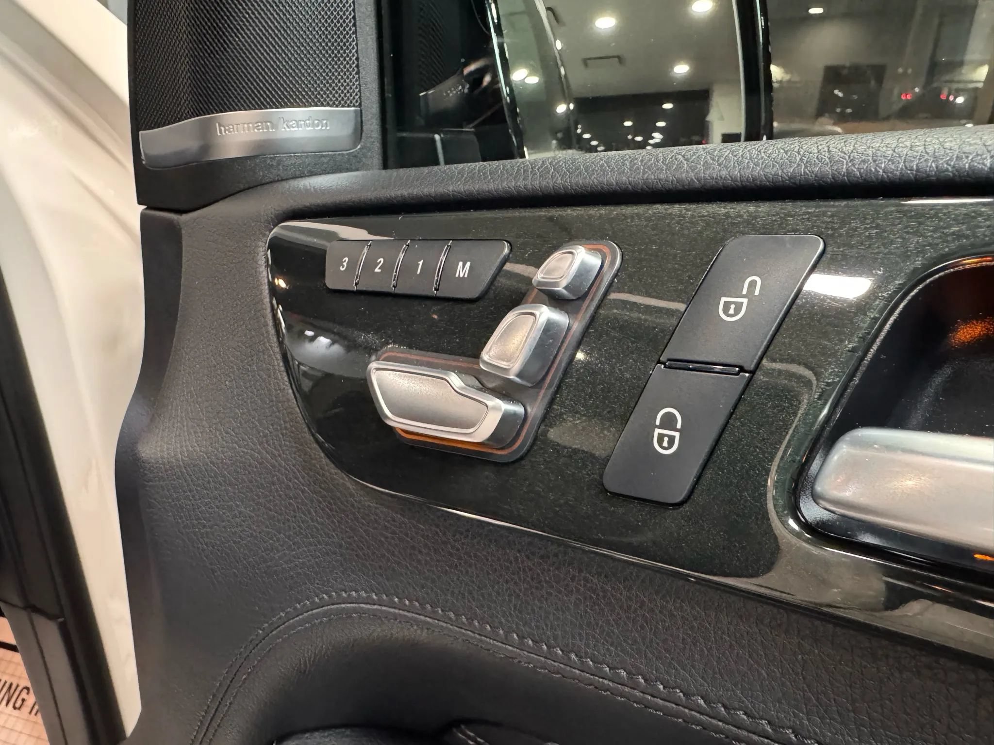 Used 2018 Mercedes-Benz GLS 550 4MATIC w/ Driver Assistance Package image 15