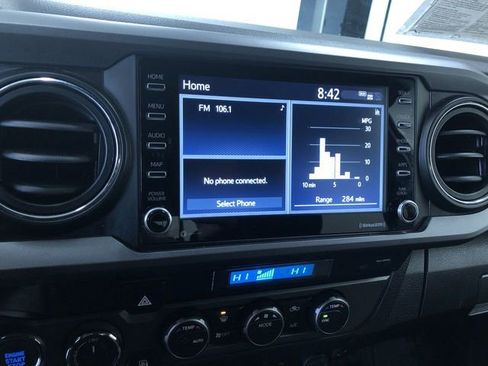 Used 2023 Toyota Tacoma TRD Off-Road image 23