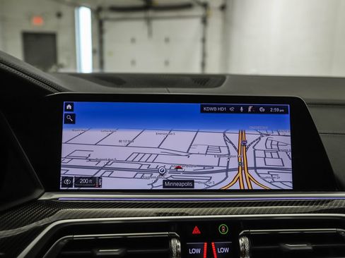 Used 2022 BMW X6 M50i w/ Premium Package AWD/4WD image 16
