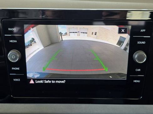 New 2026 Volkswagen Jetta SE FWD image 16