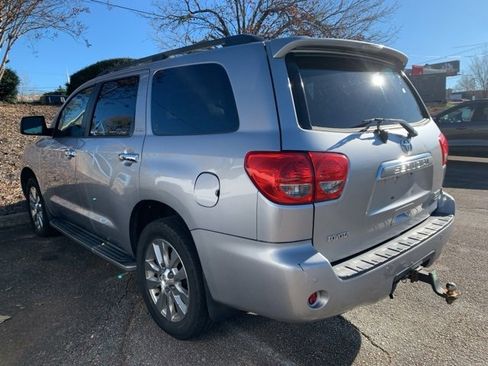 Used 2010 Toyota Sequoia Limited image 2