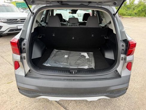 Used 2022 Kia Seltos LX AWD/4WD image 4