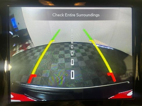 Used 2021 Jeep Grand Cherokee Limited image 22