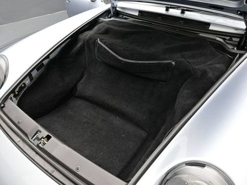 Used 1995 Porsche 911 Carrera RWD image 15