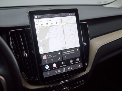 New 2026 Volvo XC60 B5 Plus w/ Protection Package Premier image 15